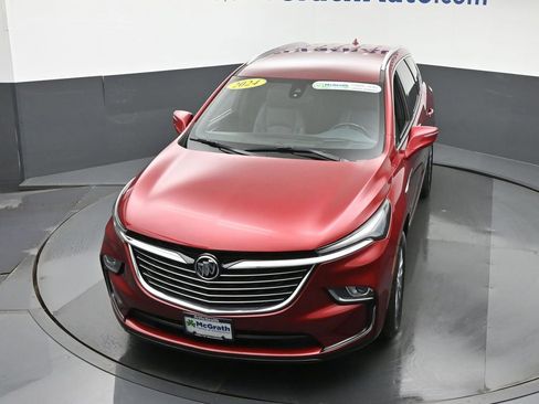 Used 2024 Buick Enclave Premium image 29