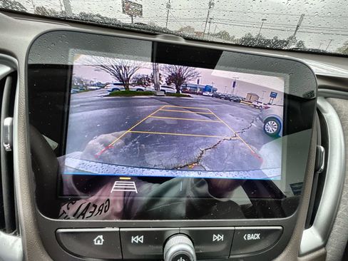 Used 2020 Chevrolet Malibu LS w/ Driver Confidence Package II image 15