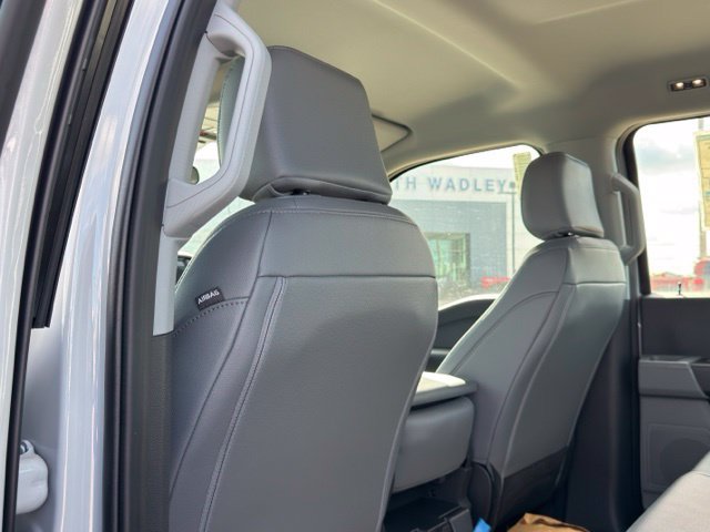 Used 2026 Ford F550 4x4 Crew Cab Super Duty image 20
