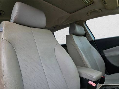 Used 2007 Volkswagen Passat 2.0T FWD image 14