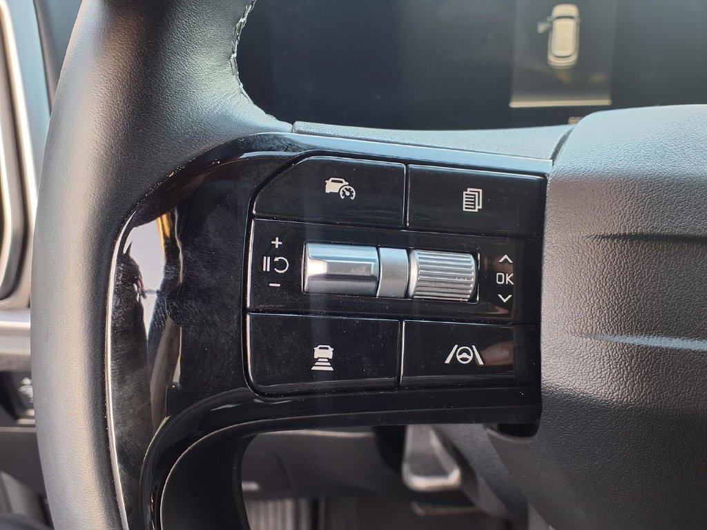 Certified 2026 Kia Sorento S FWD image 13