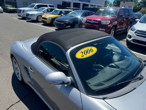 Used 2006 Porsche Boxster RWD image 11