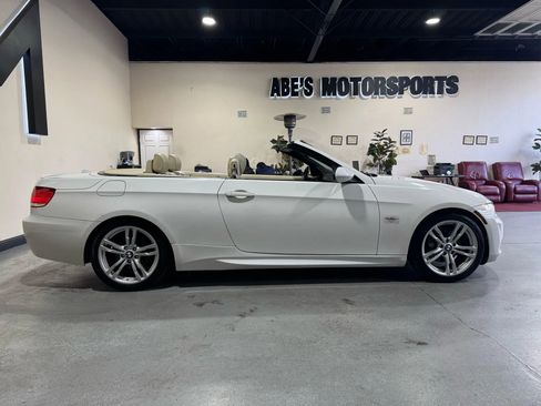 Used 2008 BMW 328i Convertible image 12