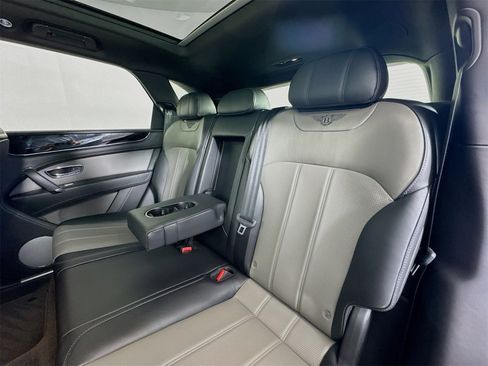 Certified 2019 Bentley Bentayga image 25