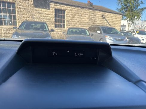 Used 2024 Subaru Forester image 19