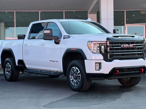 Used 2021 GMC Sierra 2500 AT4 w/ Gooseneck/5TH Wheel Package AWD/4WD image 2