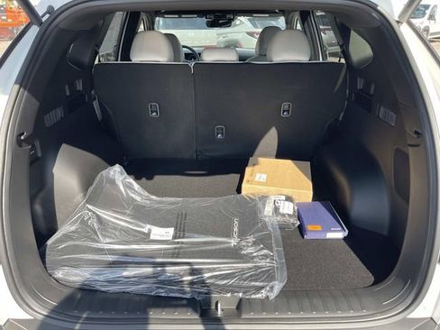New 2026 Hyundai Tucson Limited AWD/4WD image 12