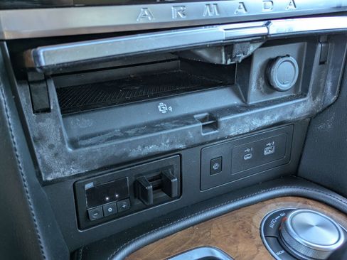 Certified 2024 Nissan Armada SL w/ Captain's Chairs Package image 25