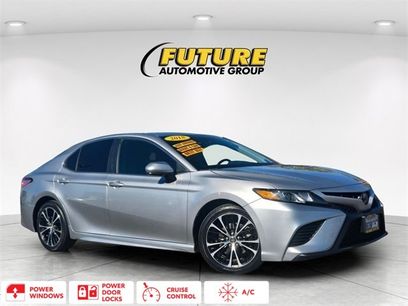 Used 2018 Toyota Camry SE
