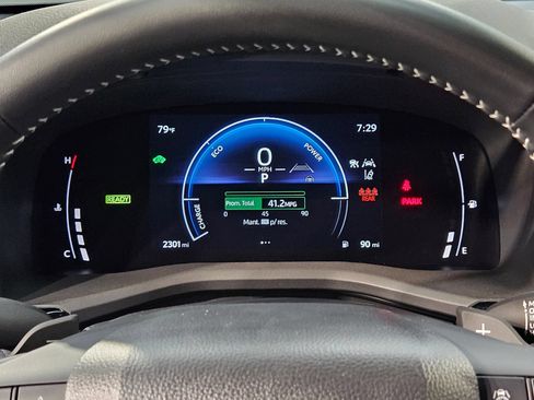 Used 2026 Toyota Camry SE FWD image 15