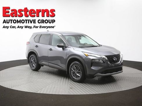 Used 2023 Nissan Rogue S AWD/4WD image 49