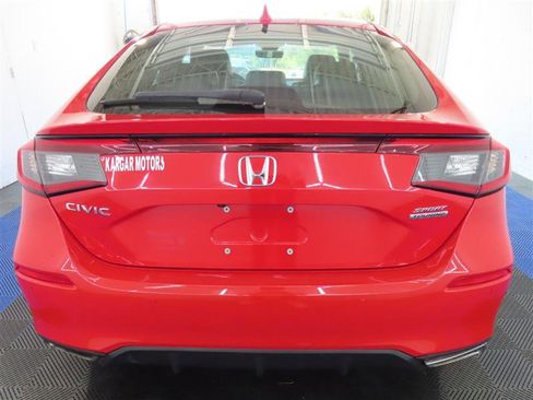 Used 2022 Honda Civic Sport Touring image 11