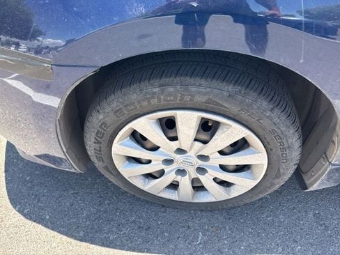 Used 2019 Nissan Sentra S w/ Electronics Package FWD image 18