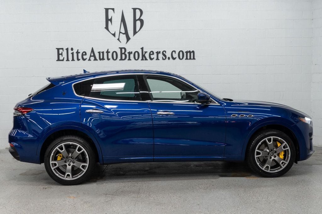 Used 2023 Maserati Levante Modena AWD/4WD image 5