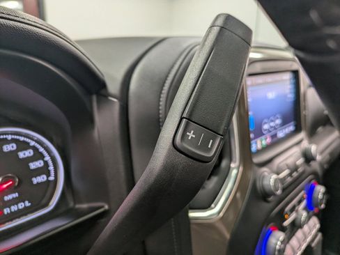 Used 2021 Chevrolet Silverado 1500 High Country w/ LPO, Dark Essentials Package image 18