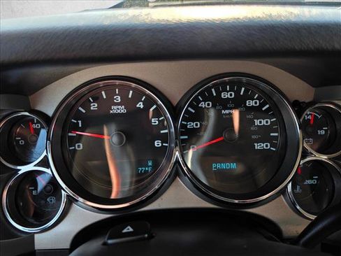 Used 2013 Chevrolet Silverado 1500 LT w/ All-Star Edition AWD/4WD image 26