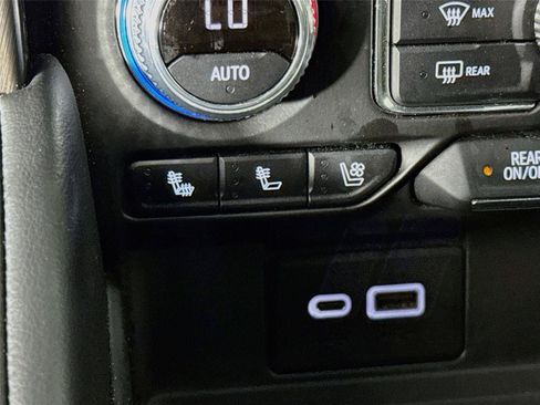 Certified 2022 GMC Yukon XL AT4 AWD/4WD image 22