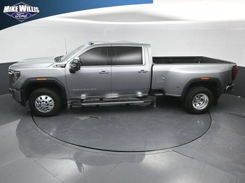 Used 2025 GMC Sierra 3500 Denali w/ Denali Reserve Package AWD/4WD image 12
