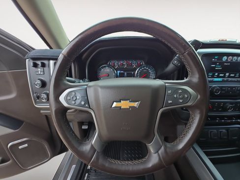 Used 2017 Chevrolet Silverado 1500 LTZ Z71 w/ LTZ Plus Package AWD/4WD image 13
