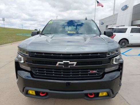 Used 2021 Chevrolet Silverado 1500 LT Trail Boss w/ Convenience Package II AWD/4WD image 9