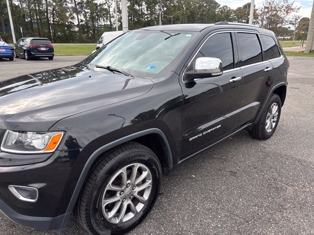 Used 2015 Jeep Grand Cherokee Limited AWD/4WD image 16