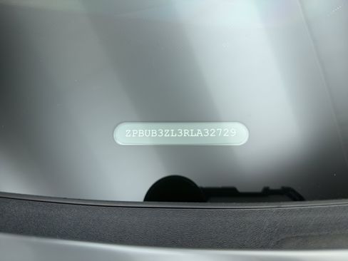 Used 2024 Lamborghini Urus S AWD/4WD image 24