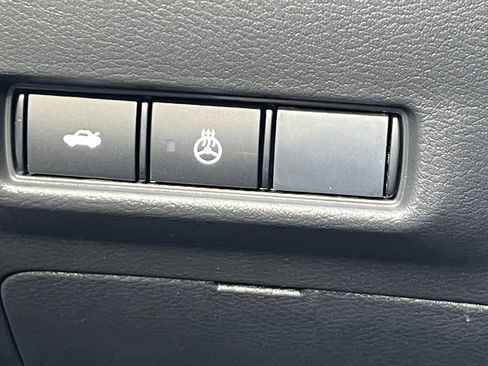 New 2026 Nissan Sentra SV w/ SV Convenience Package FWD image 26