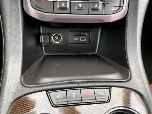 Used 2020 GMC Acadia AT4 w/ LPO, 'HIT The Road' Package image 27