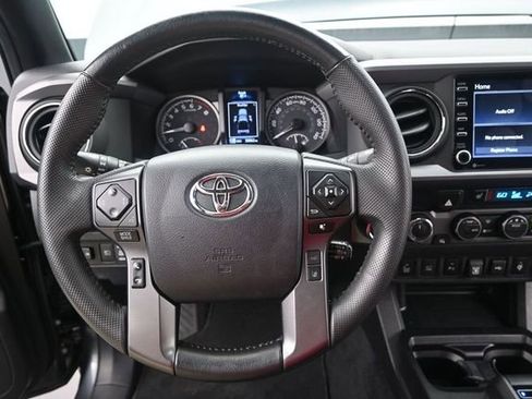 Used 2023 Toyota Tacoma TRD Off-Road w/ TRD Premium Off Road Package AWD/4WD image 5