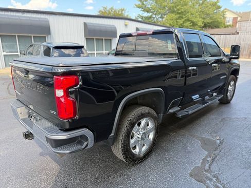 Used 2020 Chevrolet Silverado 2500 LTZ w/ LTZ Convenience Package AWD/4WD image 6