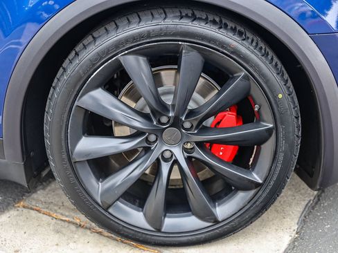 Used 2020 Tesla Model X Performance AWD/4WD image 9