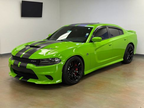 Used 2017 Dodge Charger SRT Hellcat w/ Harman/Kardon Audio Group RWD image 3