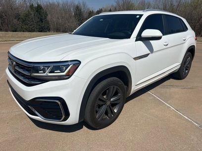 Used 2020 Volkswagen Atlas Cross Sport SE w/ Panoramic Sunroof Package