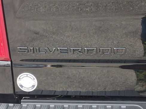 Certified 2025 Chevrolet Silverado 1500 Custom w/ Turbomax Blackout Package image 33