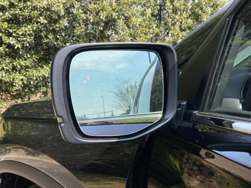 Used 2024 Honda Pilot Touring image 40