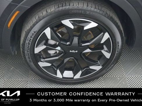Certified 2025 Kia Sorento EX w/ Panoramic Sunroof Package AWD/4WD image 21