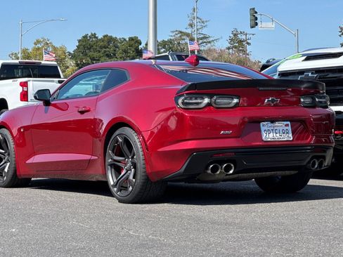 Used 2022 Chevrolet Camaro SS RWD image 7
