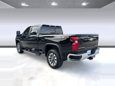 Used 2025 Chevrolet Silverado 2500 LT w/ Texas Edition image 3