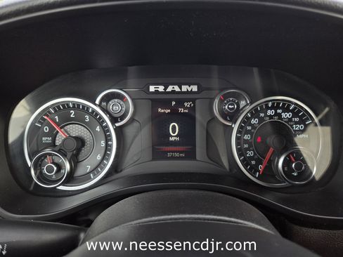 Used 2025 RAM 1500 Lone Star image 10