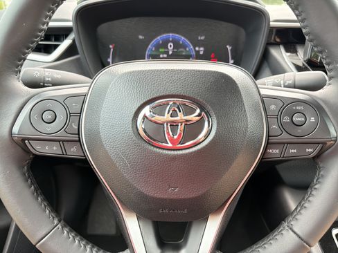 Used 2026 Toyota Corolla SE FWD image 11