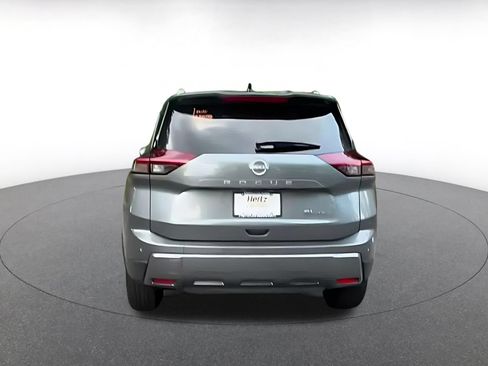 Used 2026 Nissan Rogue SL AWD/4WD image 11