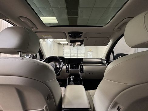 Used 2021 Kia Sorento SX image 19