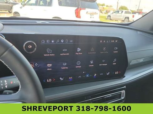 Certified 2025 Chevrolet Traverse LT w/ Midnight/Sport Edition FWD image 13