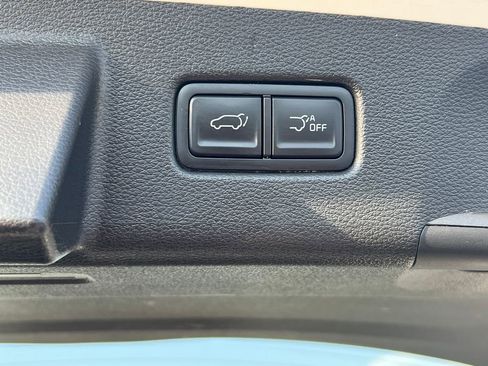 Used 2025 Kia Telluride S FWD image 18