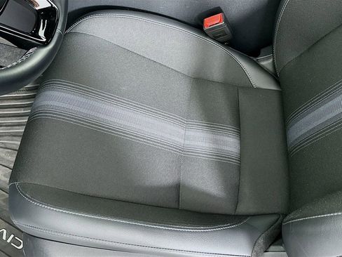 Certified 2025 Honda Civic Sport image 19