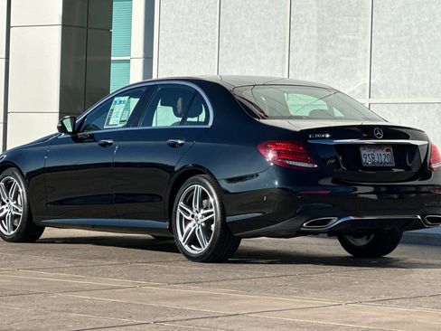 Used 2018 Mercedes-Benz E 300 image 6