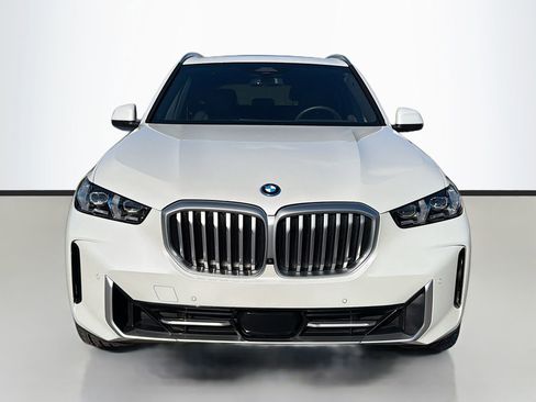 Certified 2025 BMW X5 xDrive50e image 8