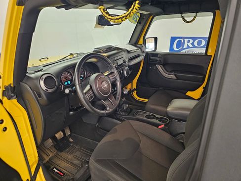 Used 2015 Jeep Wrangler Sport w/ Quick Order Package 23S image 12