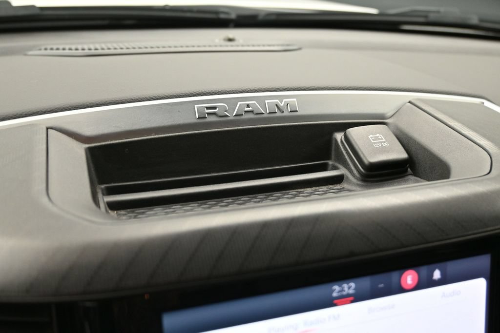 Used 2025 RAM 1500 Big Horn AWD/4WD image 9