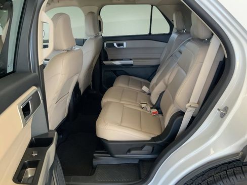 Used 2023 Ford Explorer XLT w/ Equipment Group 202A AWD/4WD image 23